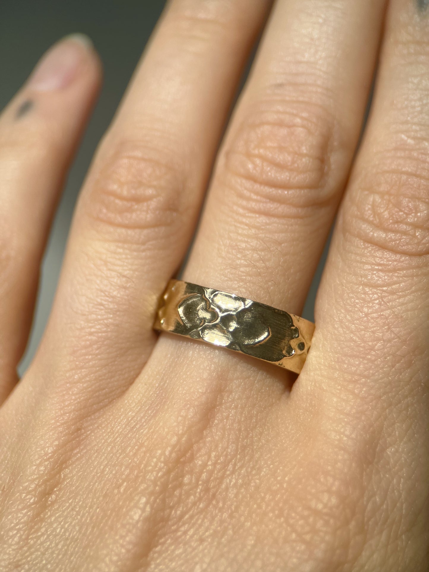 Echo // Band // 14k Gold // Ring