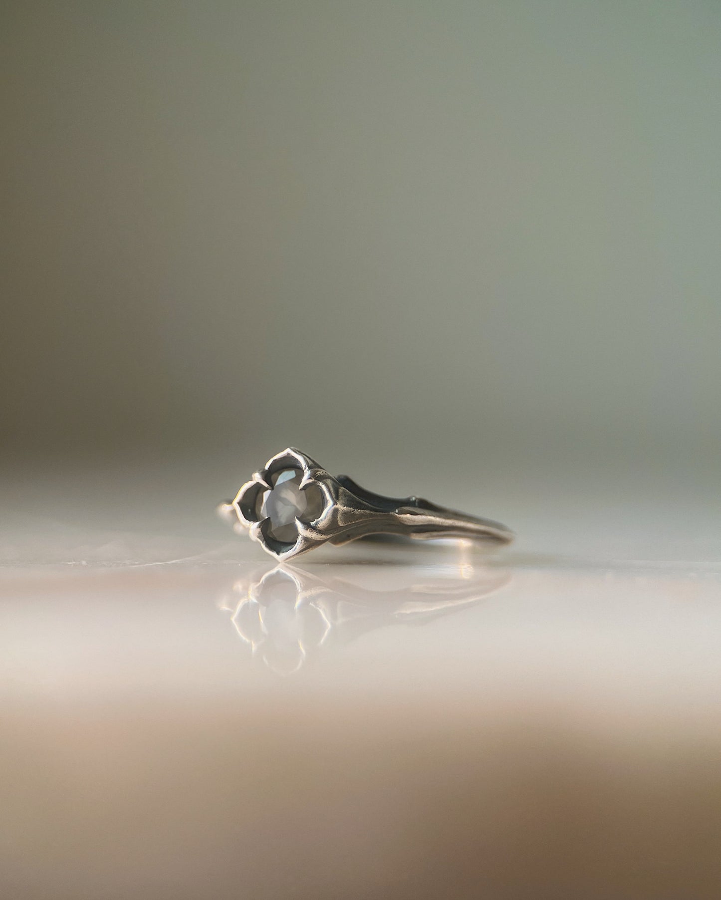Baby Daphne // Ring