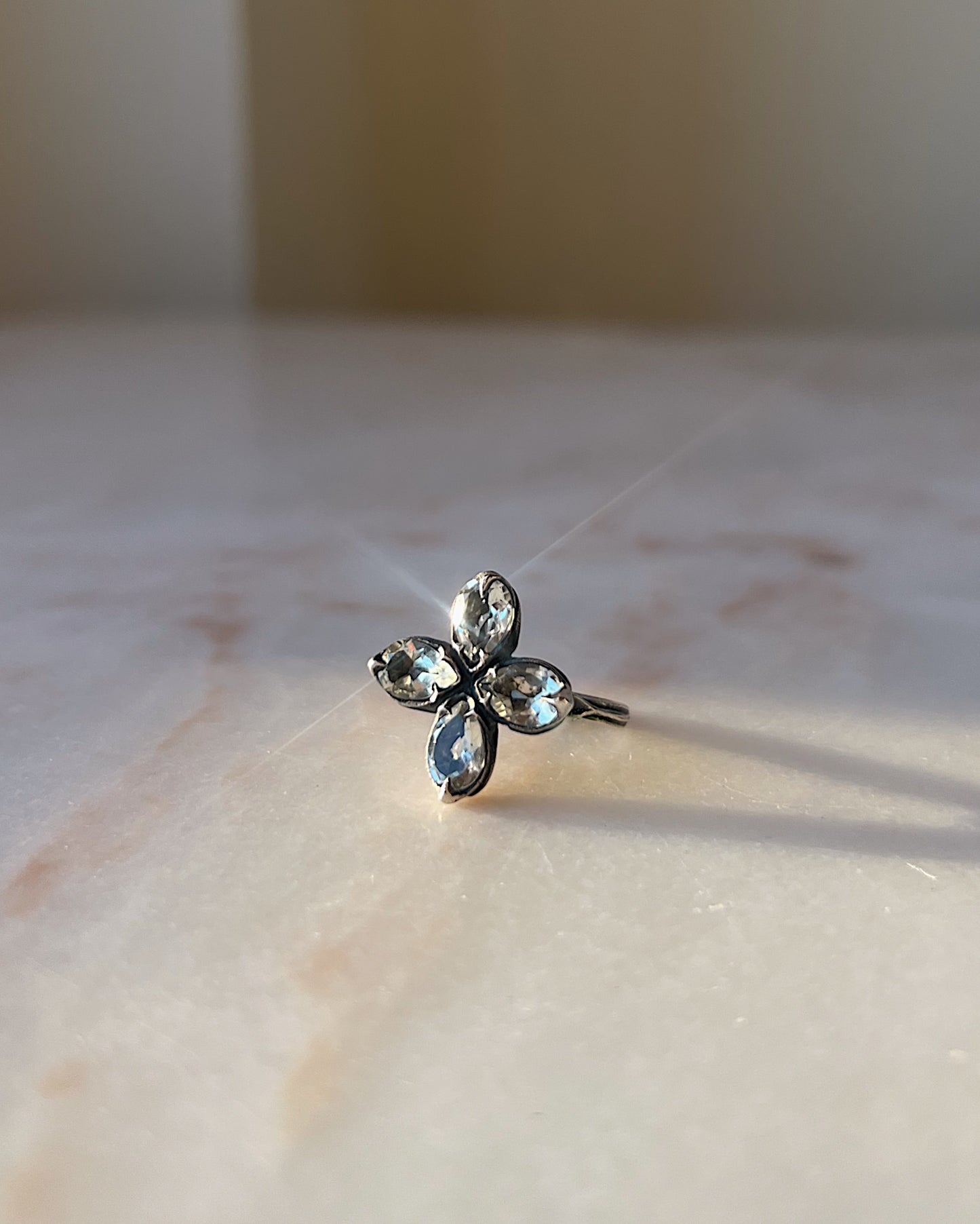 Lily Altar // Ring (RTS)