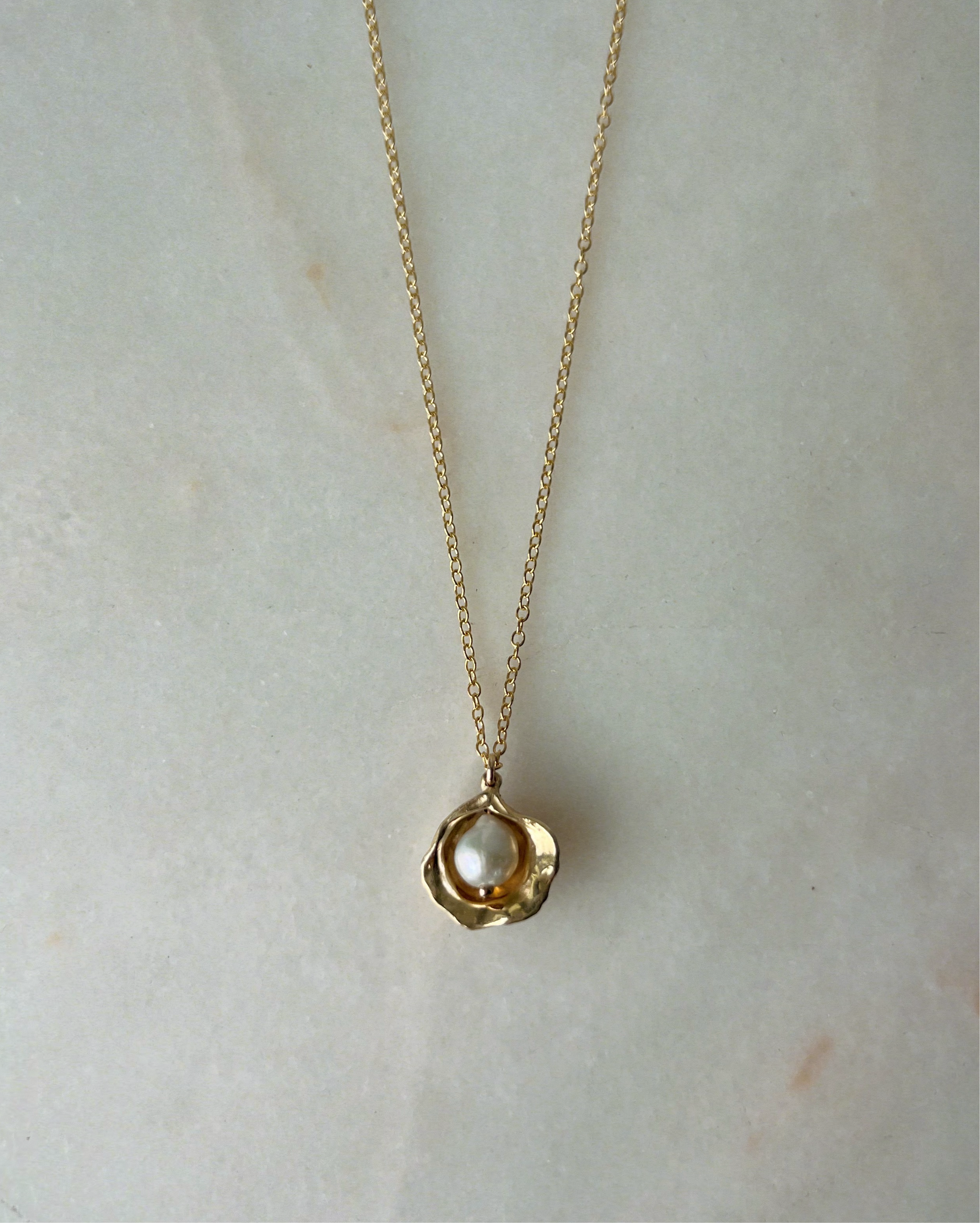 Divers II // Small Freshwater Pearl // 14ky Necklace (RTS)