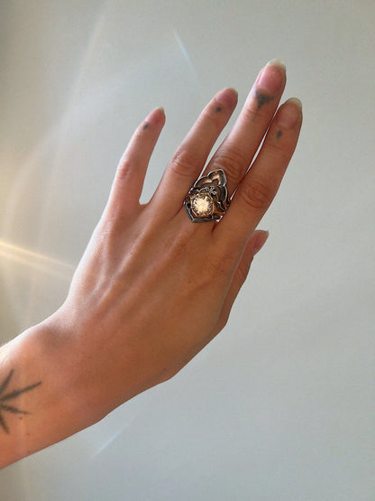 Daphne // 14k Gold // Ring