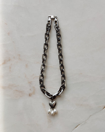 The Heart Overflows // XXL Cable Chain + Baroque Pearl // Necklace