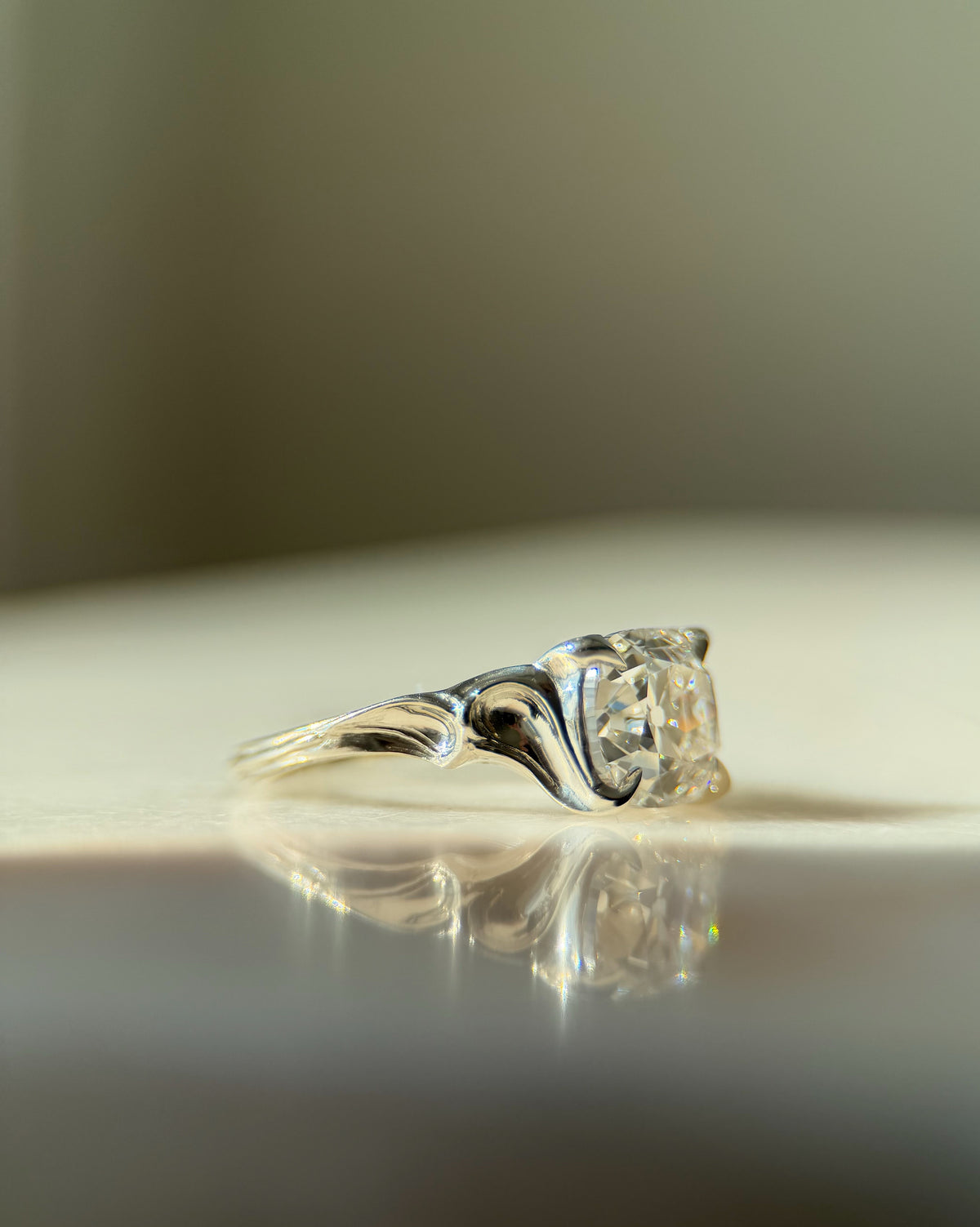 Rising Tide // 14kw + 4.08ct Diamond // 6.75