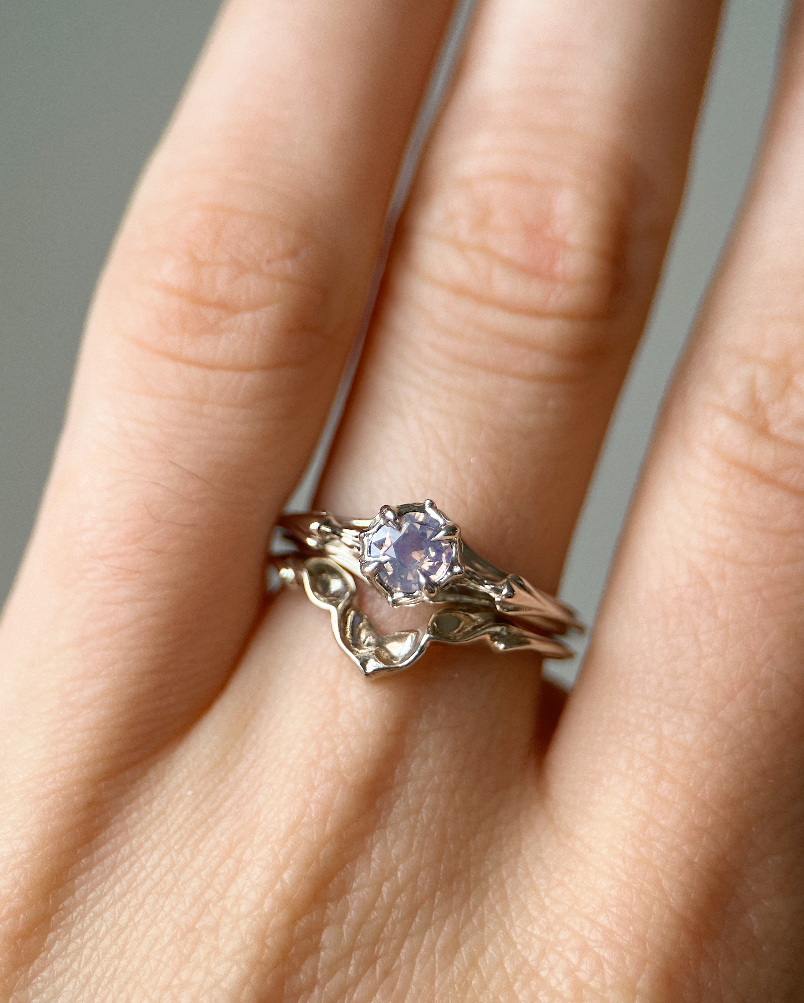 Rose Water // 14kw + 0.48ct Sapphire