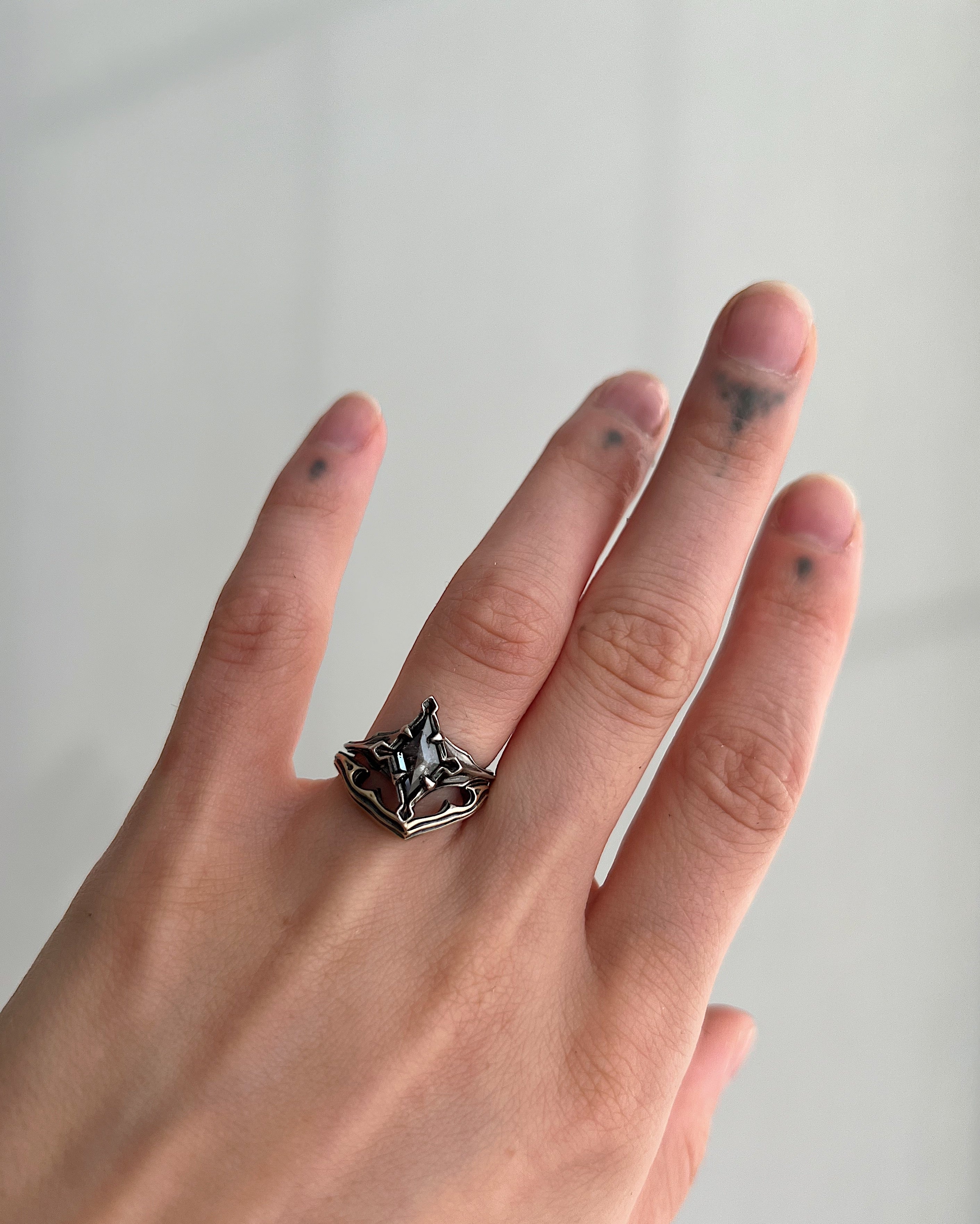 Bastion // 14kw + 0.63ct Diamond