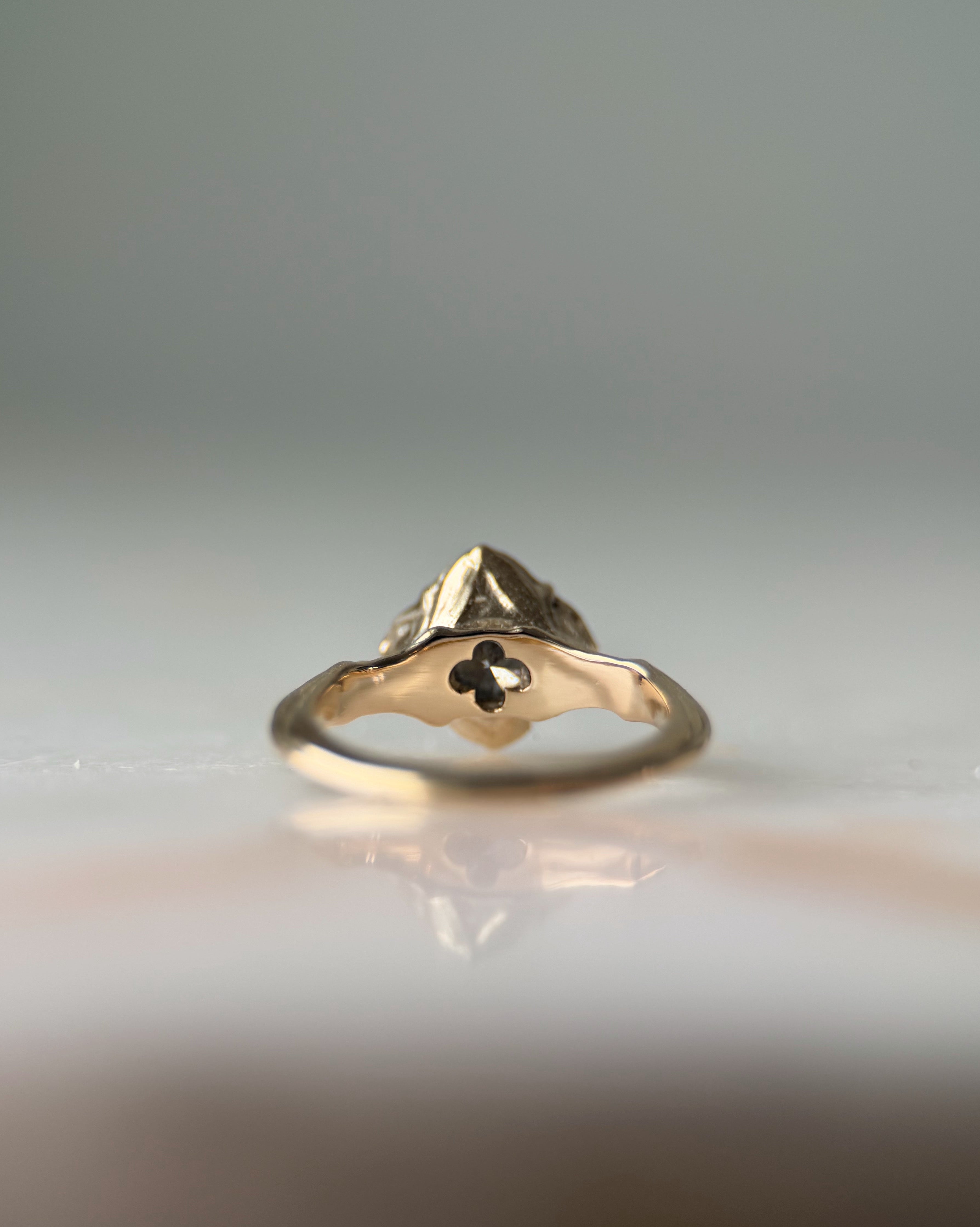 Baby Daphne // 6.5mm // Gold