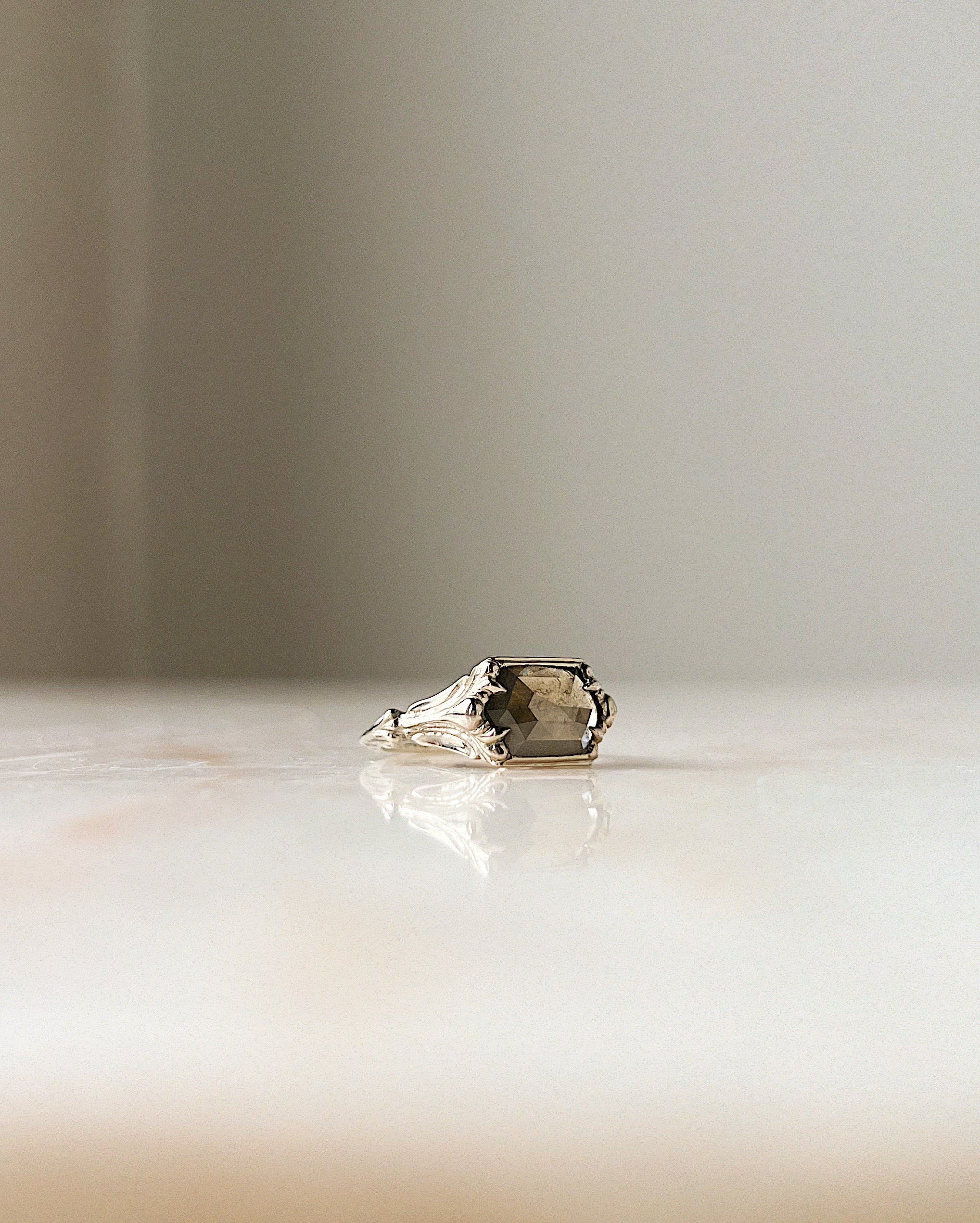 Mausoleum II // 14kw + 1.53ct Diamond