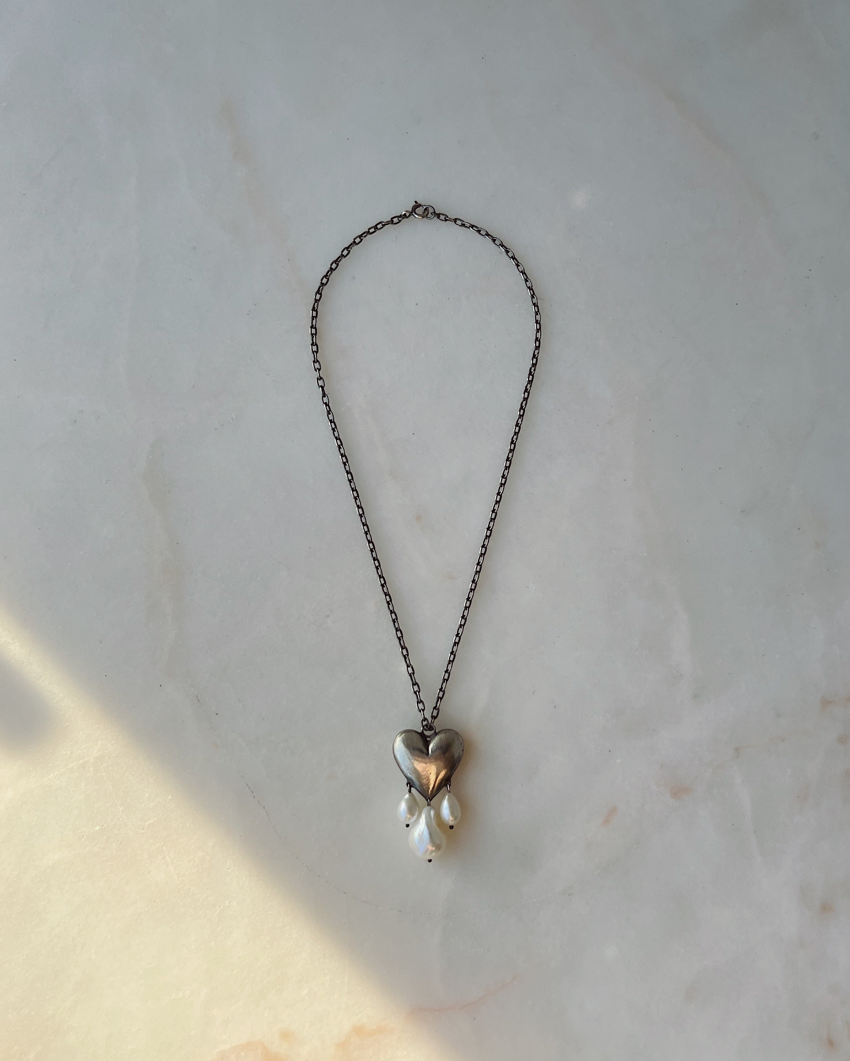 The Heart Overflows // Large Baroque Pearl // Necklace