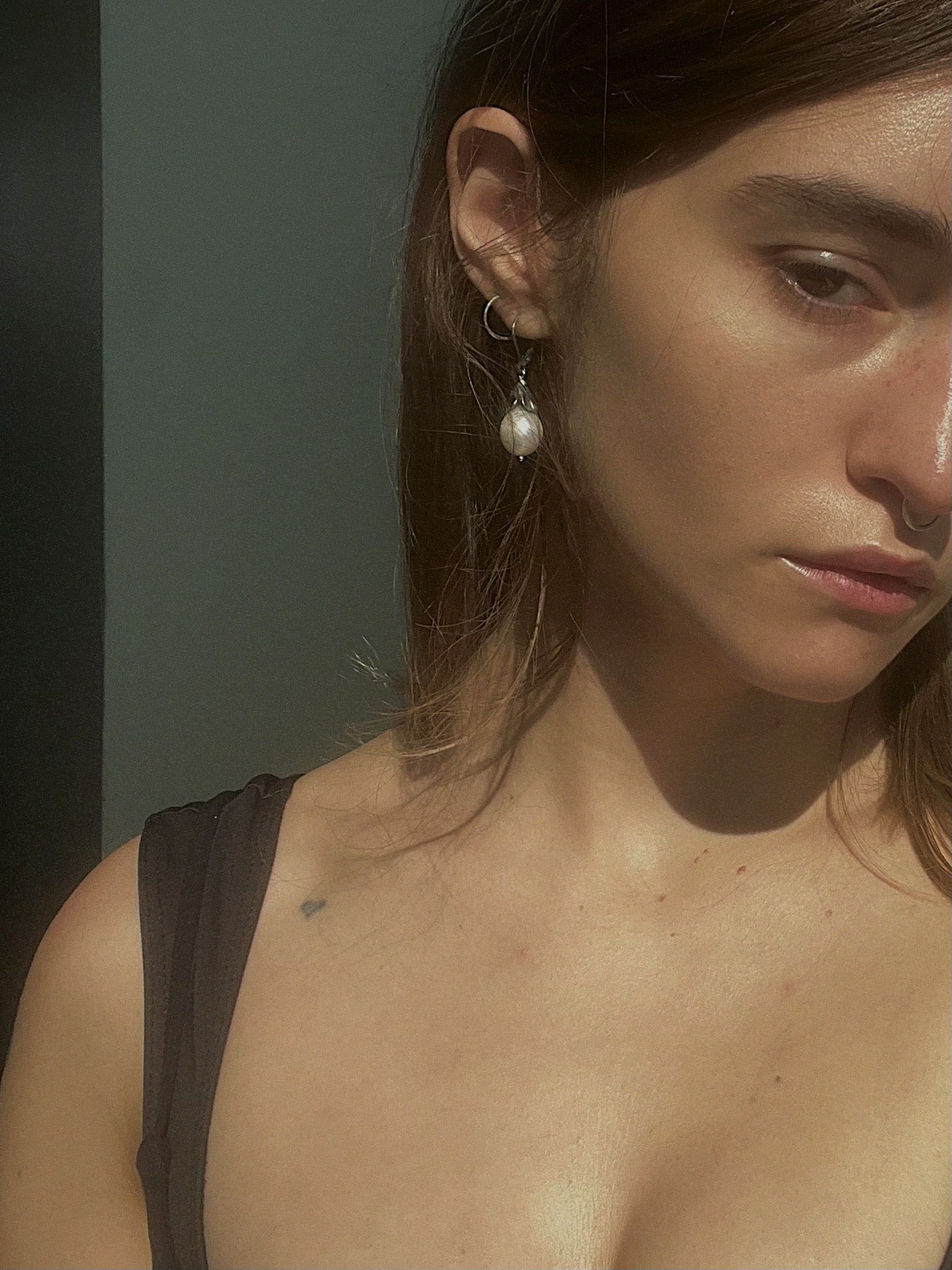 Daphne III // Large Baroque Pearl Earrings