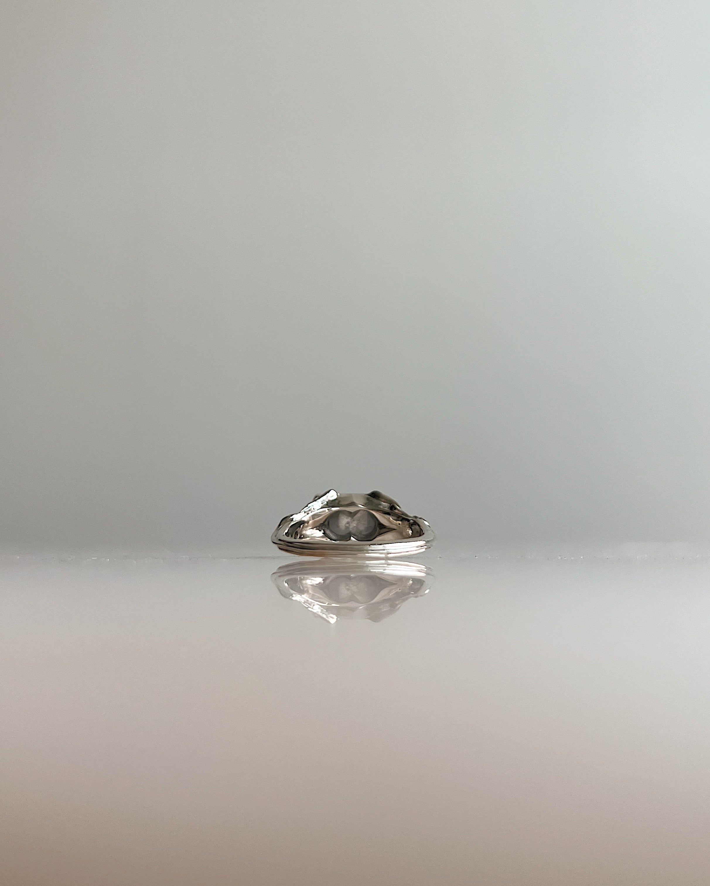 Mausoleum // 14kw + 1.49ct Diamond