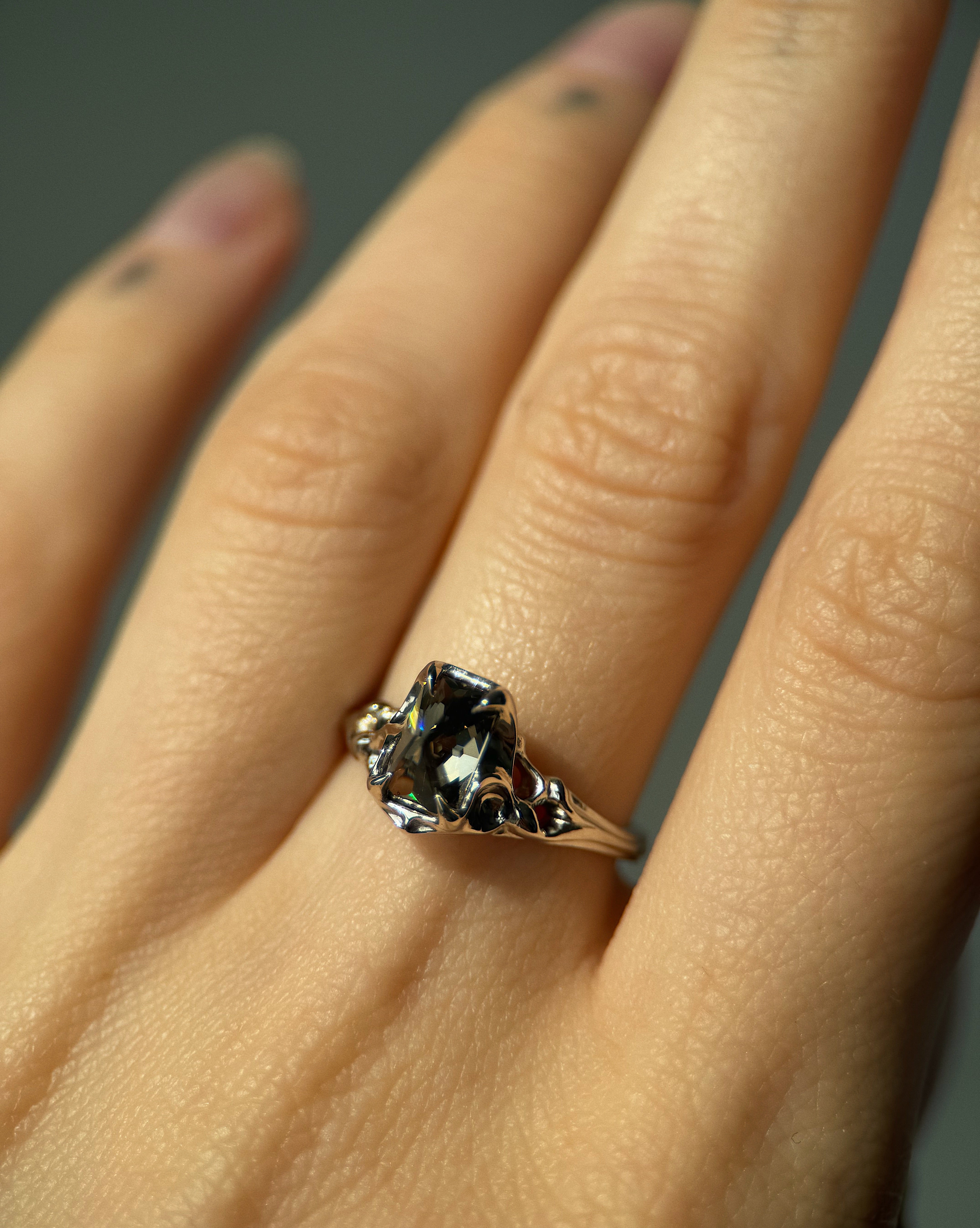 The Serpent // 14kw + 1.14ct Diamond // 6