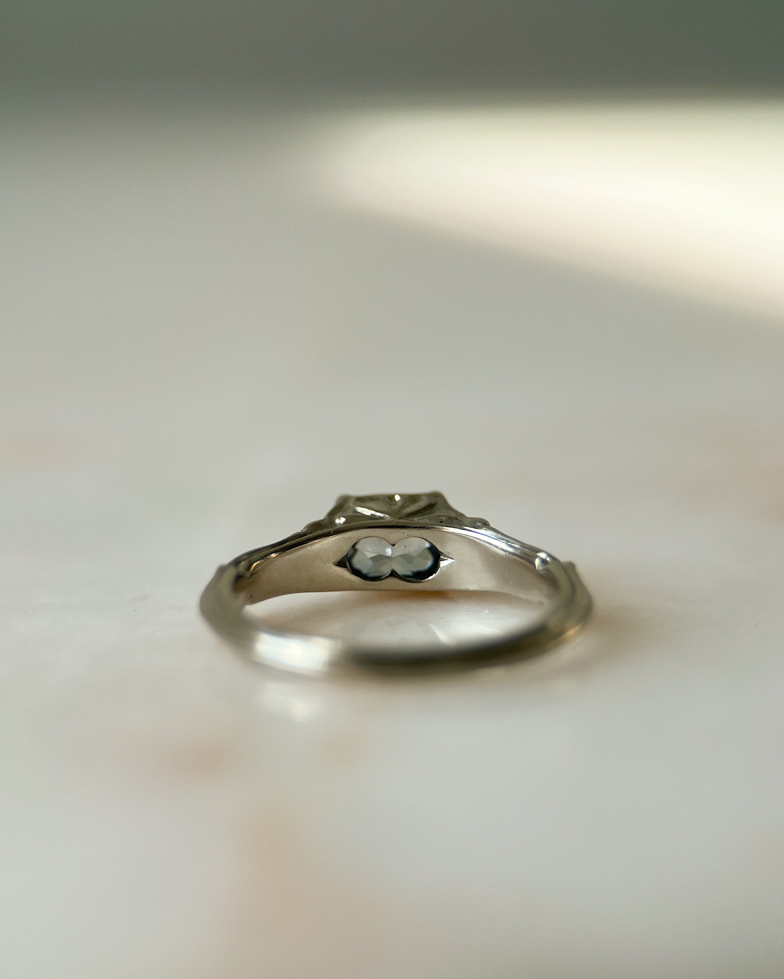 Pillars Pt II // 14kw + 1.14ct Sapphire