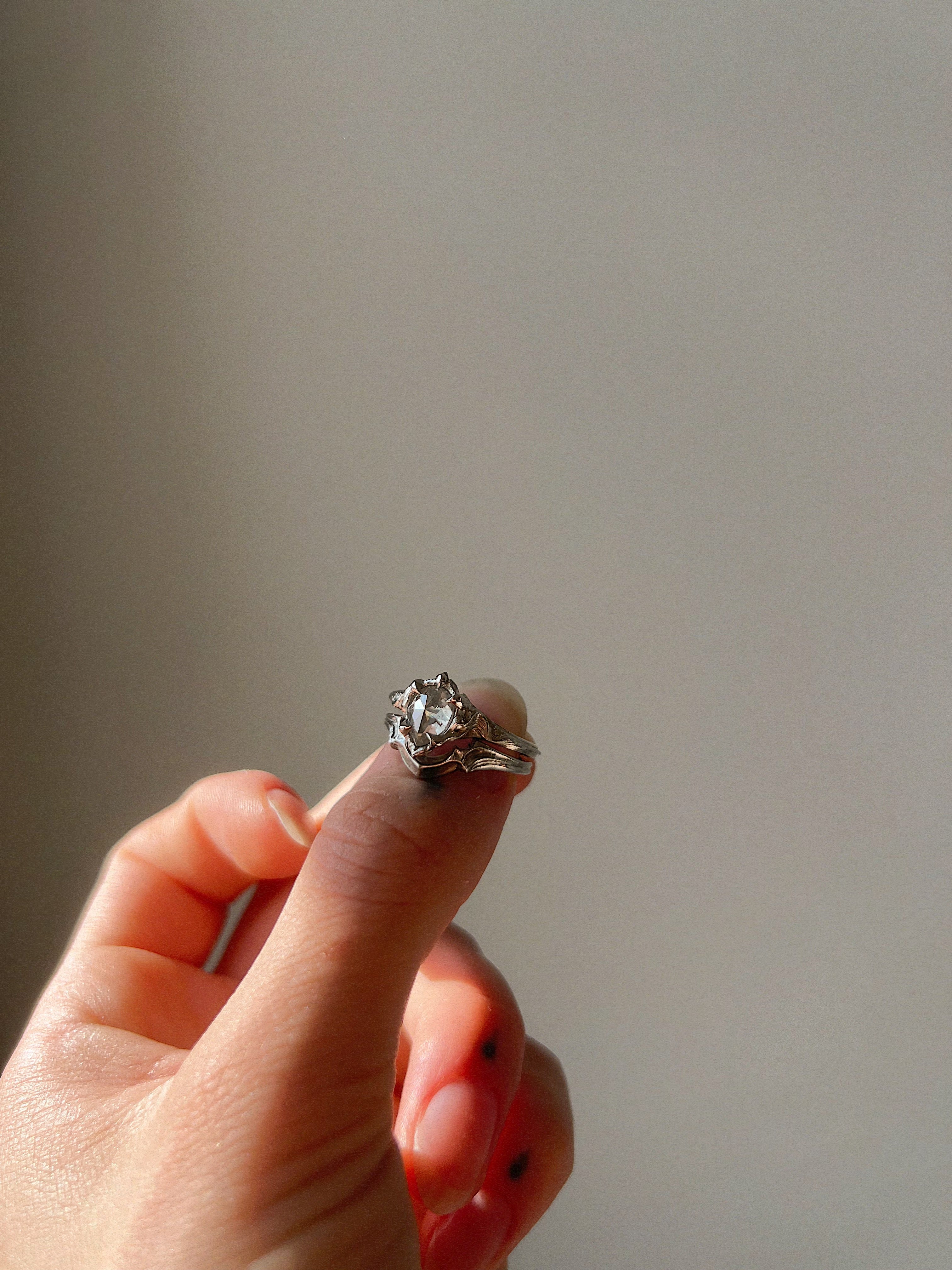 Eternal Flame // 14kw + 1ct Diamond
