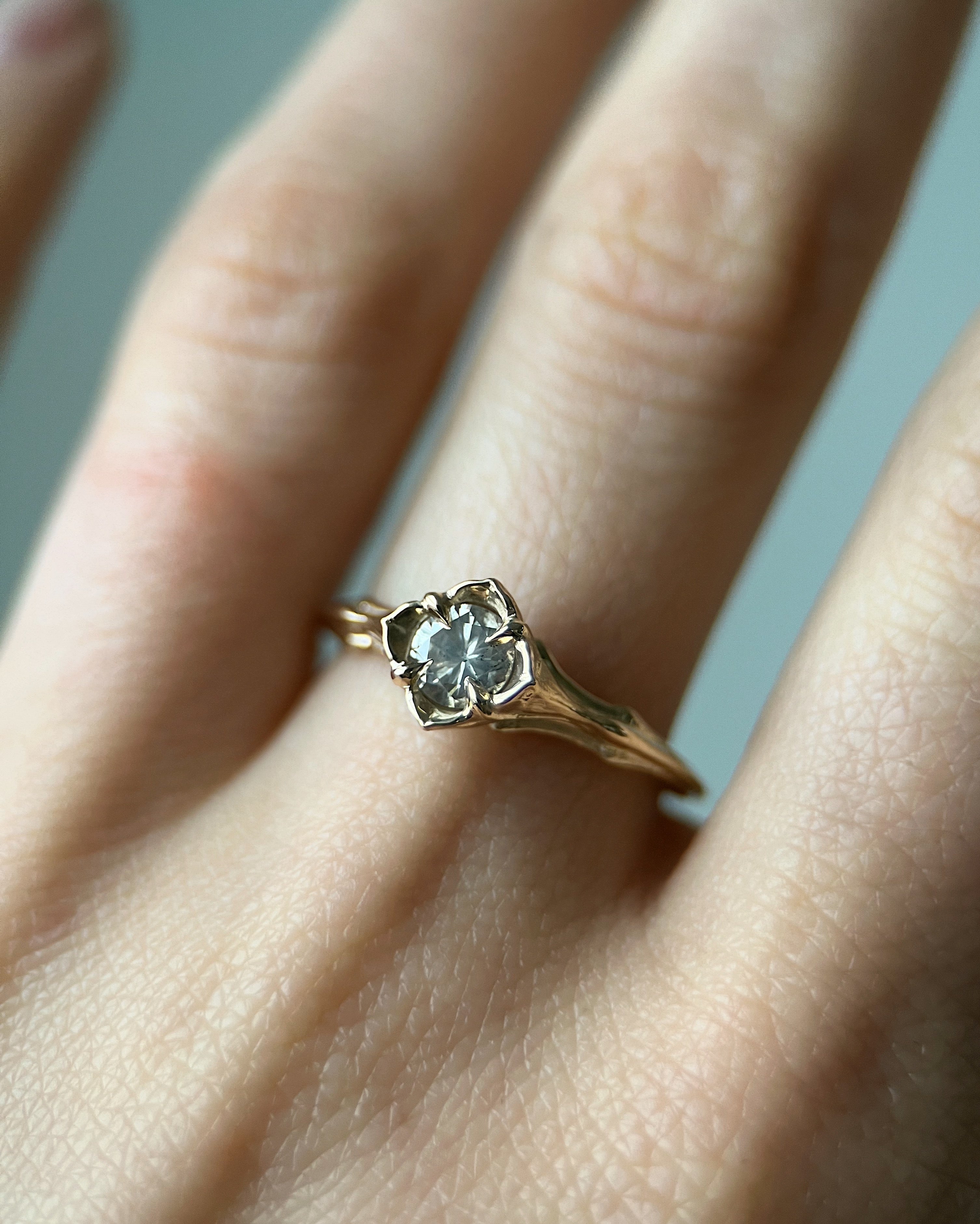 Baby Daphne // 5mm // Gold