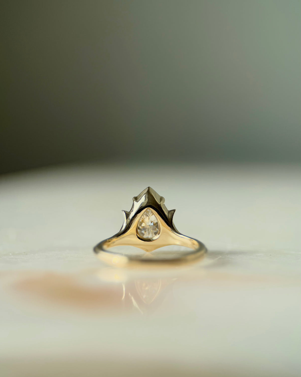 Eden II // Gold
