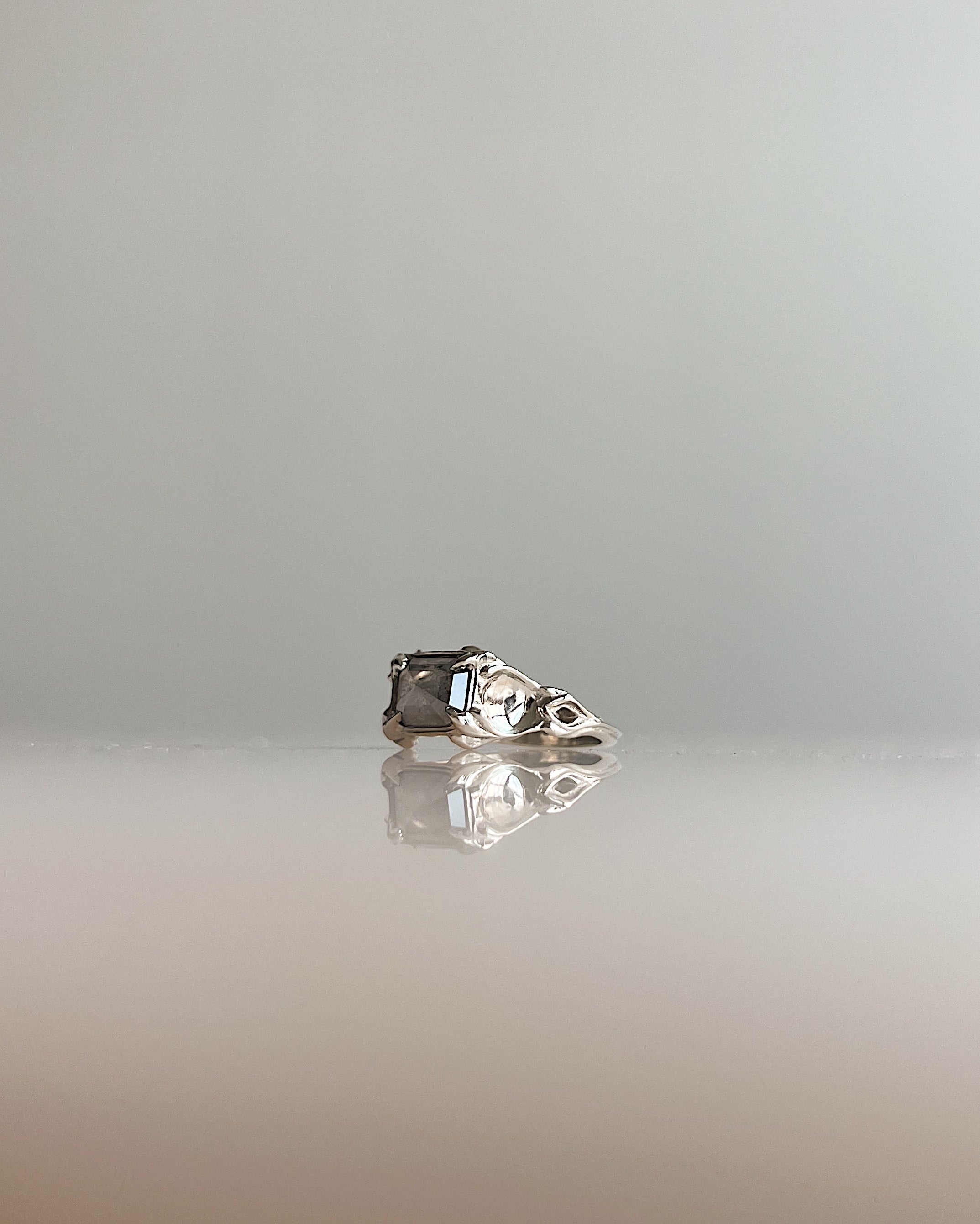 Mausoleum // 14kw + 1.49ct Diamond