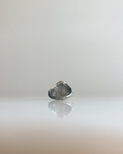 The Vestige // Signet Ring