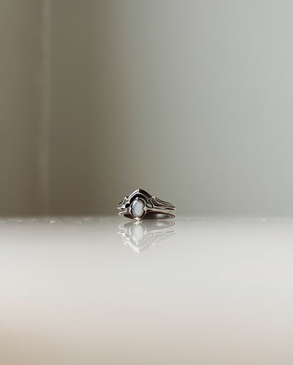 Alcove // Ring