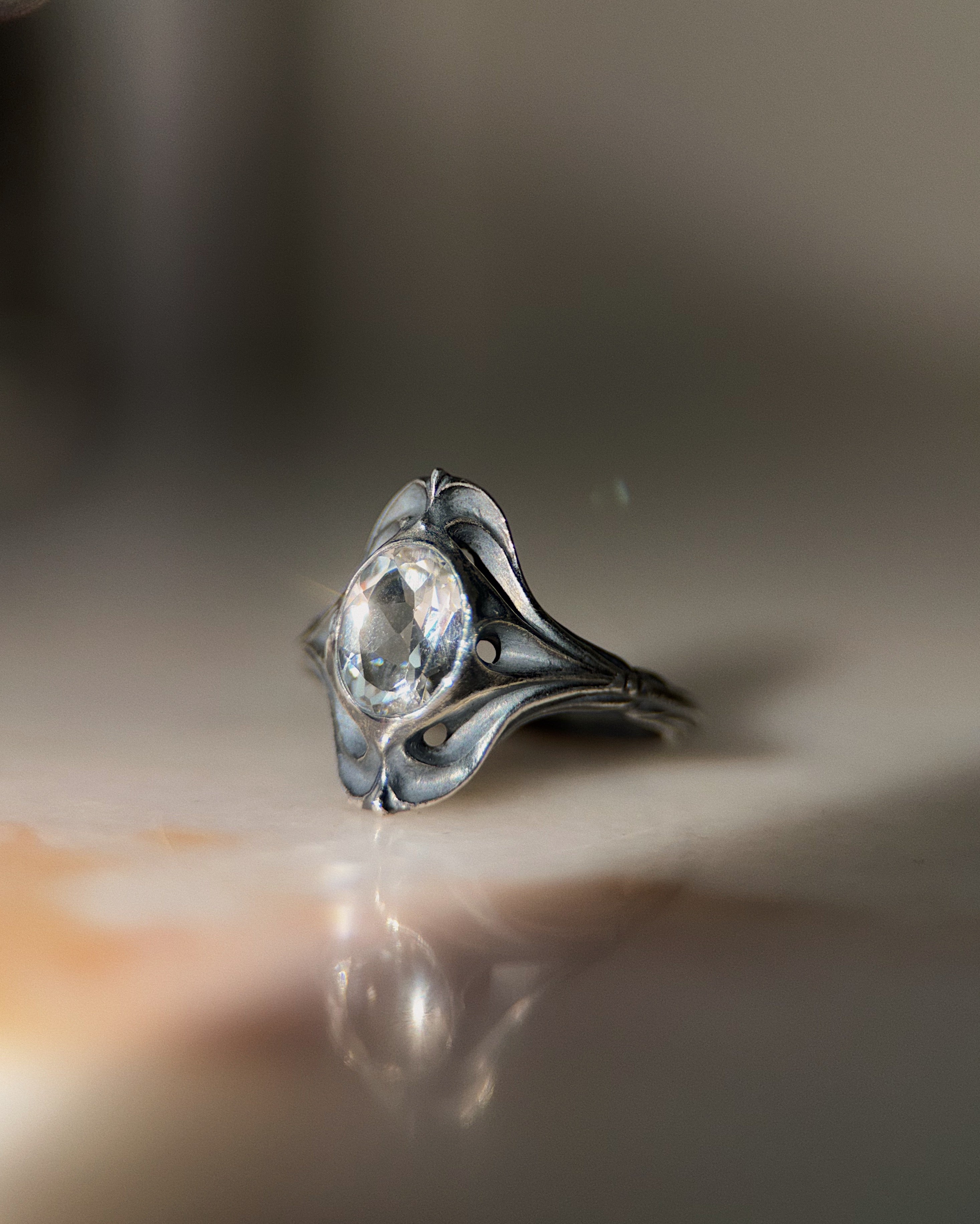 Navis // 6x8mm