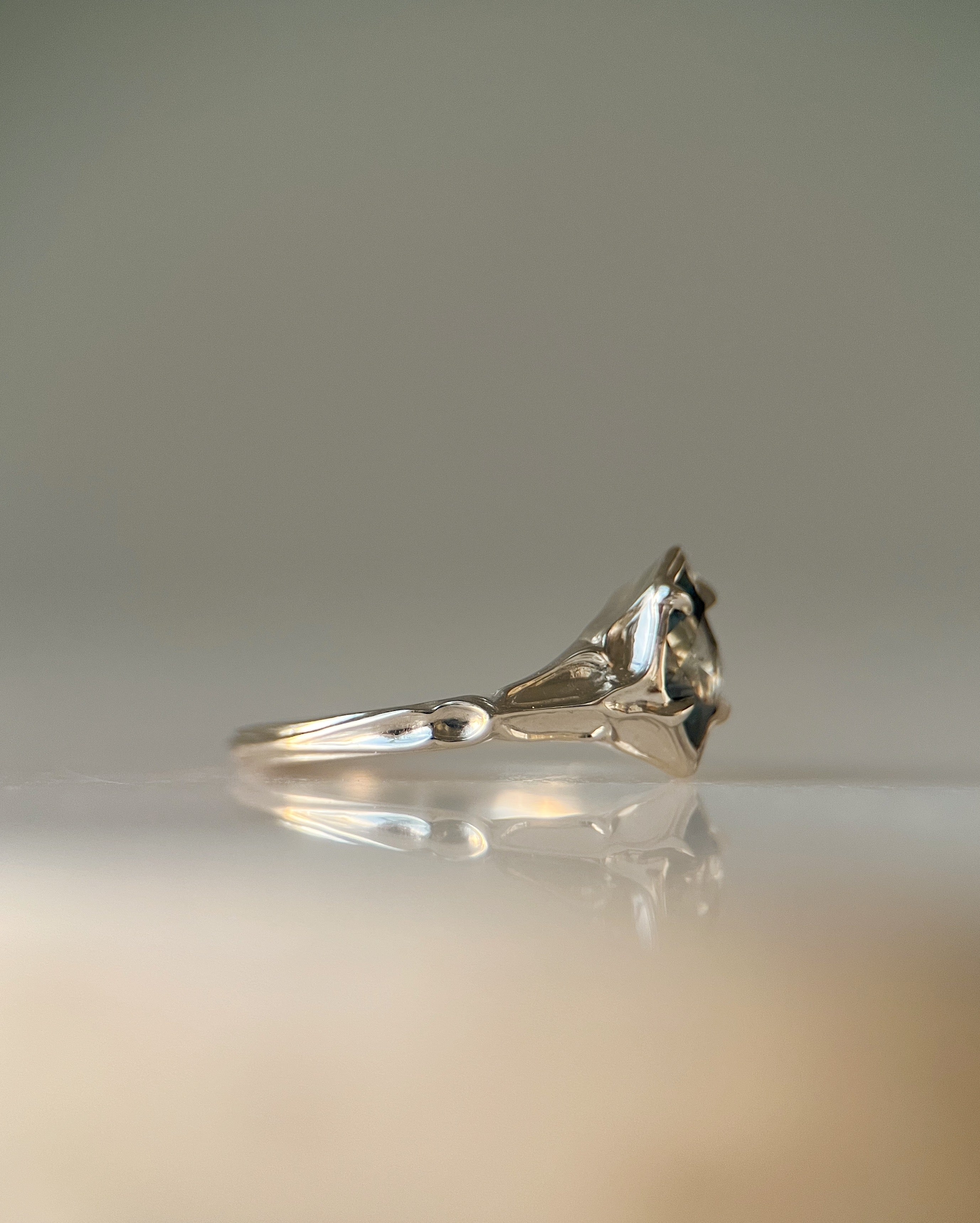 Fortress II // 14kw + 1.12ct Sapphire