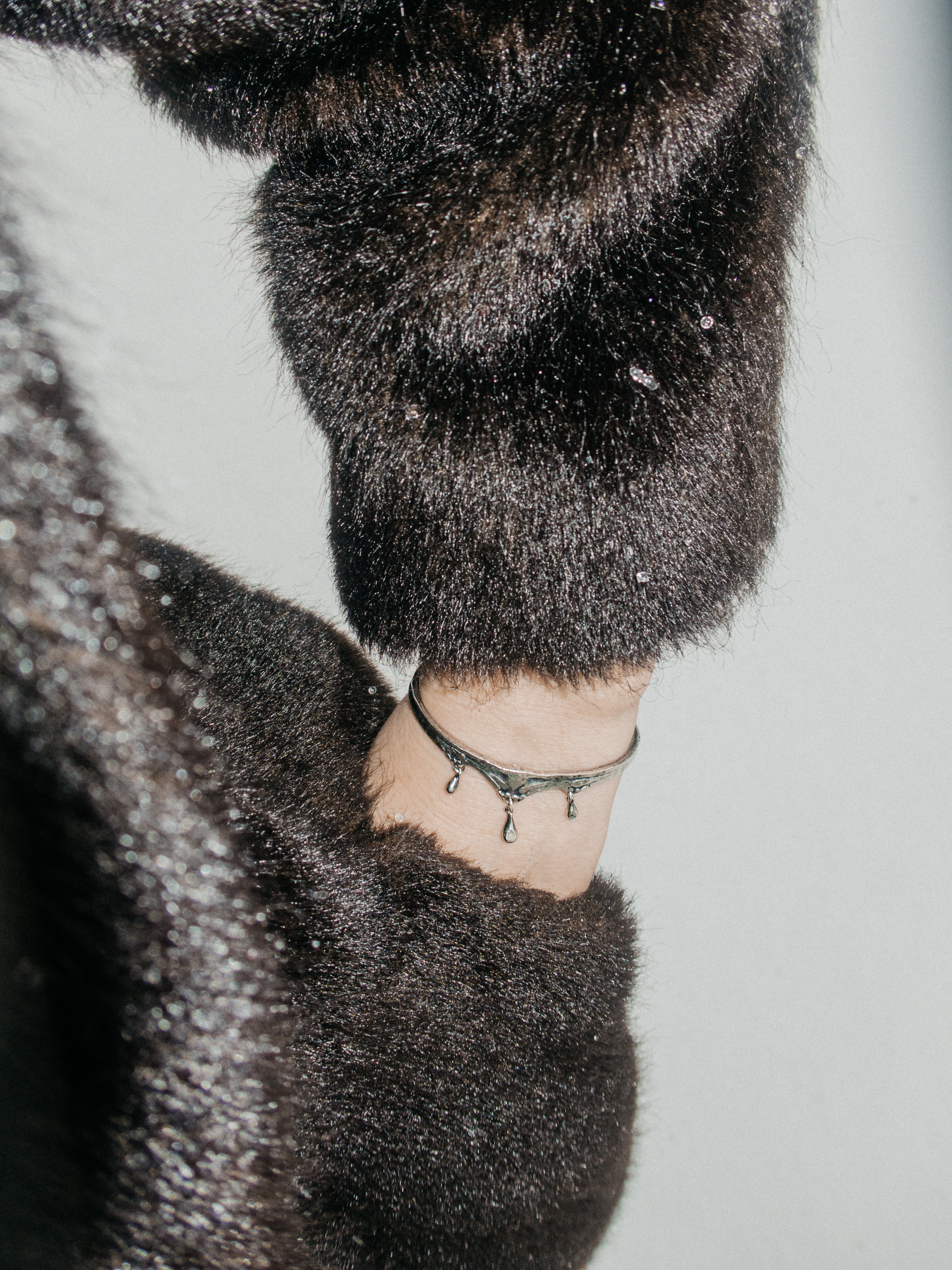 Vault // Cuff