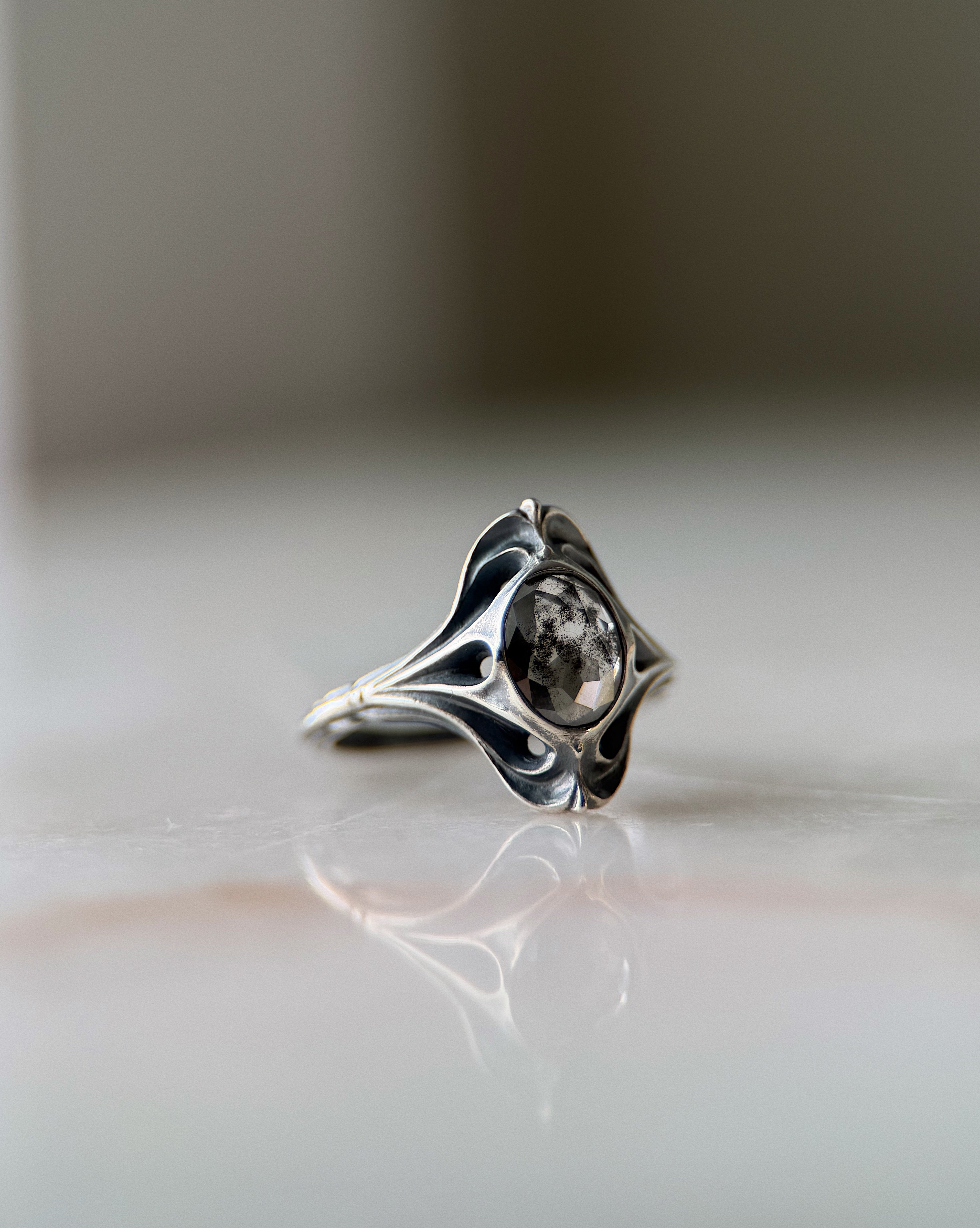 Navis // 6x8mm Salt & Pepper Diamond // 6.5