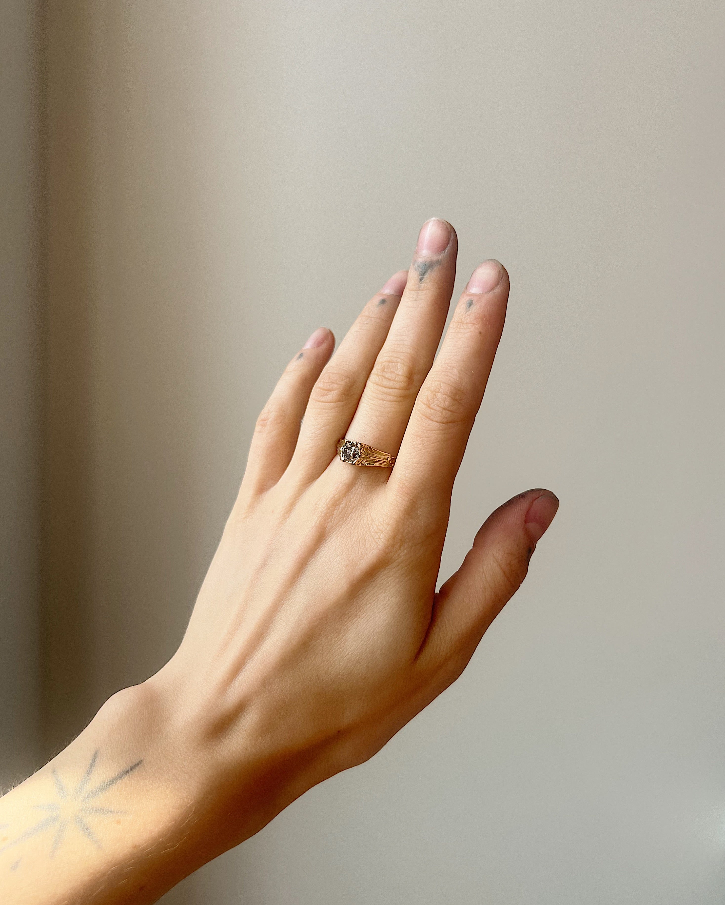 Pillars of the Heart V // 14ky + 0.81ct Diamond