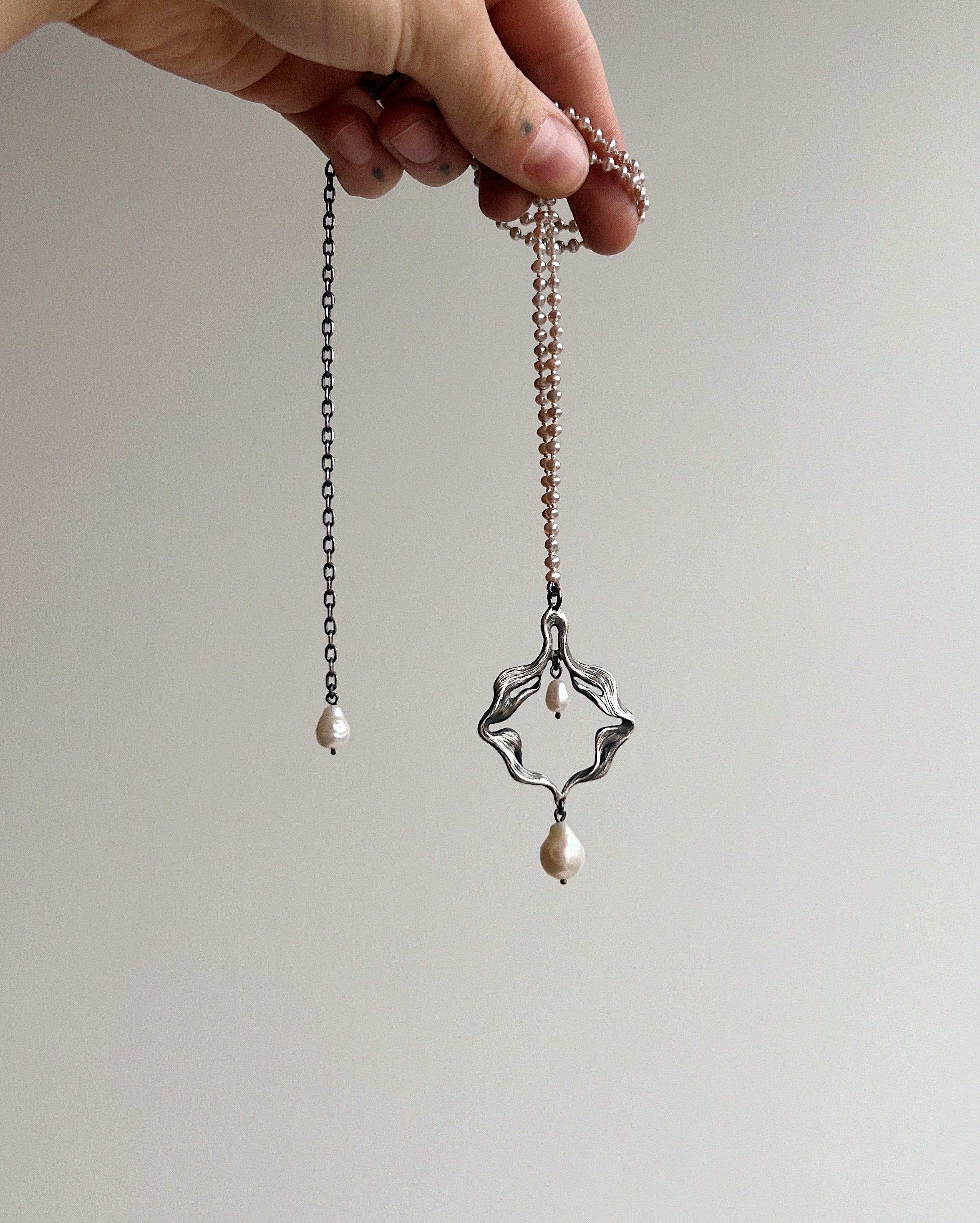 Venus // Freshwater Pearl Necklace