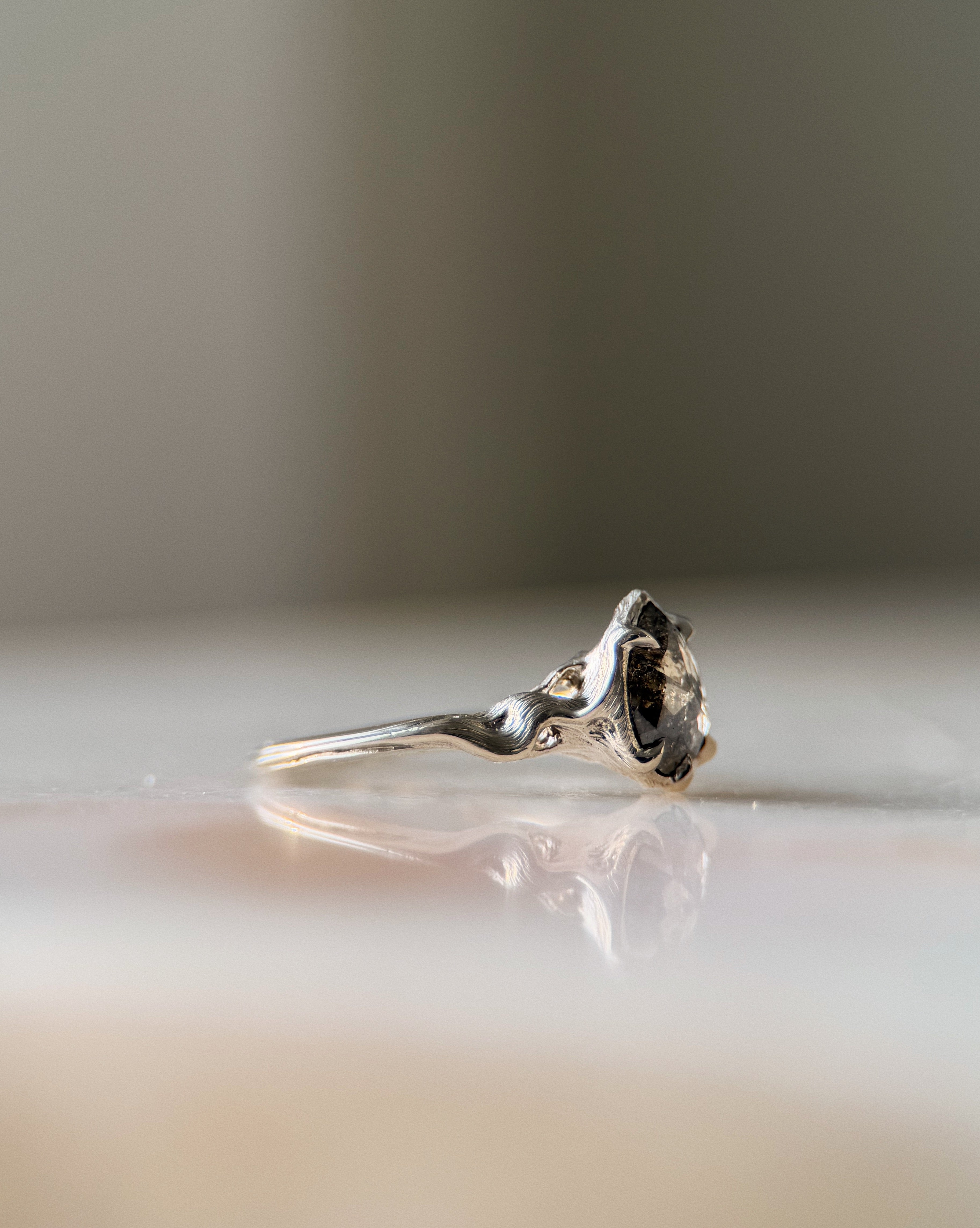 Pyre II // 14kw Gold + 1.31ct Diamond // 6