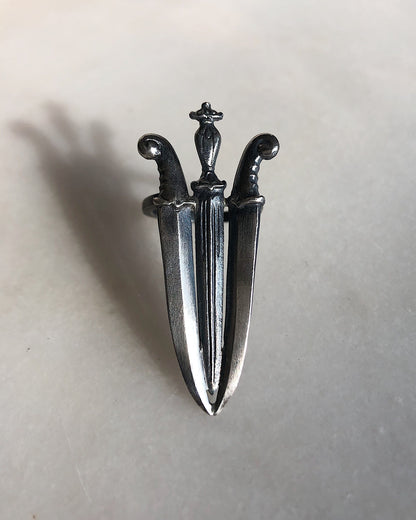 Ceremony // Dagger Ring