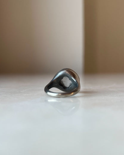 Nimbus // Mother Of Pearl // Signet Ring