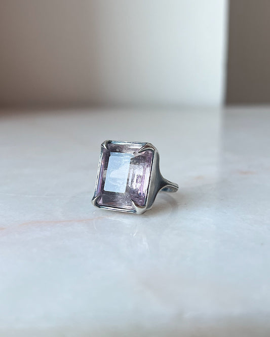 Infinite Hourglass // Kunzite One of a Kind // Size 8